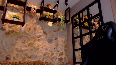 Mike Blare online show from January 2025 01:15:01 AM