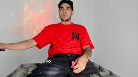 mikee_scooth online show from May 2026 04:30:02 AM