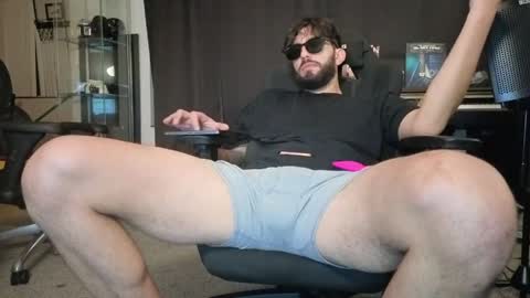 mikehawk1589 online show from April 2026 08:31:02 AM