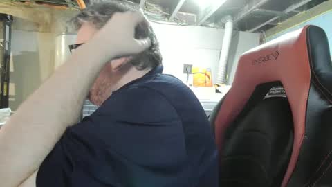 mikejws online show from October 2025 09:43:02 PM