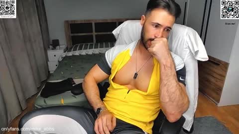 Mike    online show from February 2026 02:43:01 PM