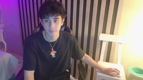 Mike online show from June 2026 07:07:01 PM