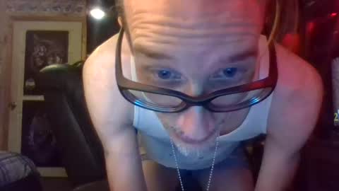 Snapshot of mikey33436 chatting on February 2025 11:44:01 PM Michael online show from February 2025 11:44:01 PM