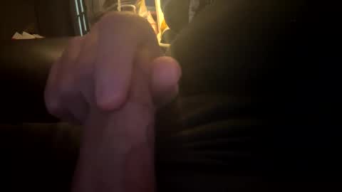 Snapshot of mikeylikesit2222 chatting on December 2024 01:56:01 AM mikeylikesit2222 online show from December 2024 01:56:01 AM