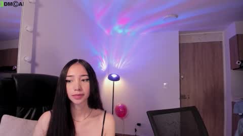 VIOLETAMIKE online show from March 2026 11:08:01 PM