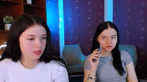 Snapshot of miki_ti chatting on February 2026 06:17:01 AM miki_ti online show from February 2026 06:17:01 AM