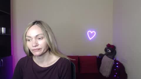 Adalina online show from April 2026 05:22:02 PM