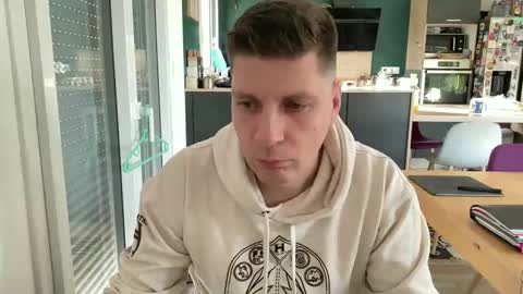 Snapshot of miklp8463 chatting on February 2026 08:08:02 AM miklp8463 online show from February 2026 08:08:02 AM