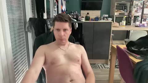 miklp8463 online show from March 2026 09:37:02 AM