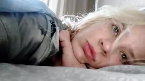 Mila 420 online show from October 2025 05:15:02 AM