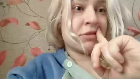 Snapshot of mila_420 chatting on April 2026 08:43:01 AM Mila 420 online show from April 2026 08:43:01 AM
