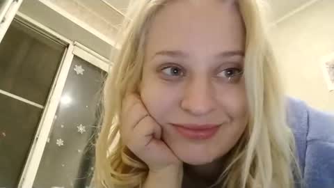 Snapshot of mila_420 chatting on April 2026 07:07:02 PM Mila 420 online show from April 2026 07:07:02 PM