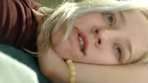 Snapshot of mila_420 chatting on April 2026 12:01:01 AM Mila 420 online show from April 2026 12:01:01 AM
