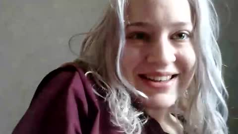 Snapshot of mila_420 chatting on April 2026 09:01:02 AM Mila 420 online show from April 2026 09:01:02 AM