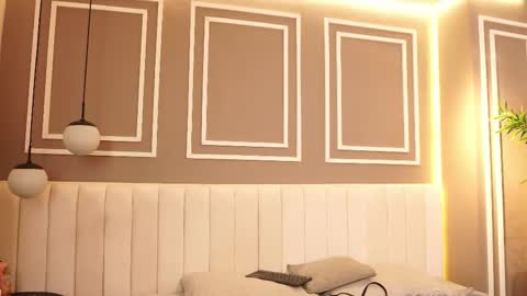 Mila and Nia  online show from November 2025 12:01:02 AM