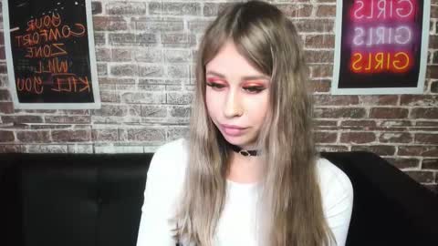 Camilla online show from September 2025 01:54:02 AM