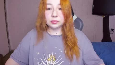 Mila shy sensual person  online show from January 2025 05:00:02 AM