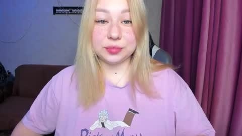 Mila shy sensual person  online show from November 2025 12:02:02 PM