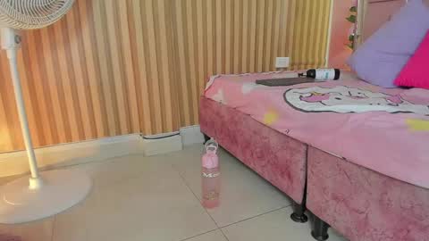 Snapshot of mila_grace_ chatting on May 2026 06:38:01 PM mila_grace_ online show from May 2026 06:38:01 PM