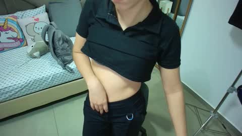 Snapshot of mila_kiitty chatting on October 2025 10:05:02 AM Milena online show from October 2025 10:05:02 AM