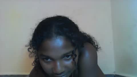 mila_lunah online show from March 2026 05:55:02 AM