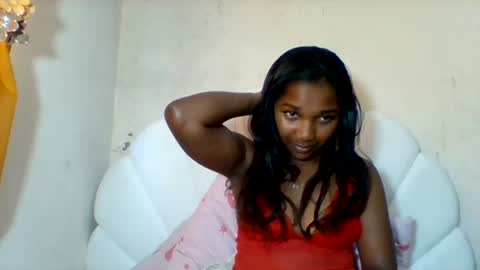 mila_lunah online show from June 2026 11:45:02 AM
