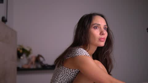 mila may  online show from January 2025 03:05:02 AM