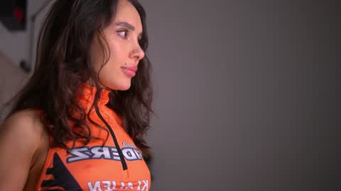 mila may  online show from February 2025 03:12:01 AM