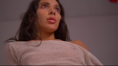 mila may  online show from March 2025 05:07:01 AM