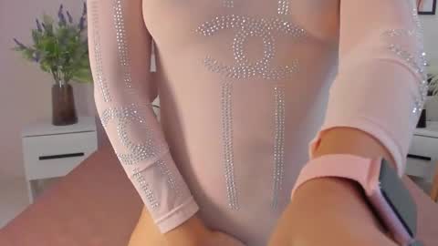 Snapshot of mila_santanaa chatting on May 2026 08:28:02 PM mila_santanaa online show from May 2026 08:28:02 PM