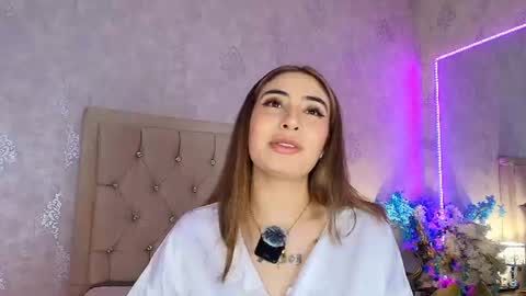 Snapshot of mila_smirnovavk chatting on June 2026 03:55:01 AM MILA online show from June 2026 03:55:01 AM