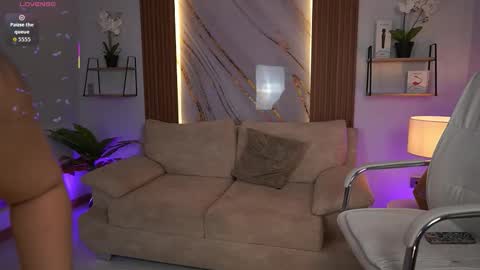 Snapshot of milacrave chatting on November 2025 11:34:02 AM milacrave online show from November 2025 11:34:02 AM