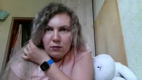 Snapshot of milacristalle chatting on August 2026 12:15:02 PM milacristalle online show from August 2026 12:15:02 PM