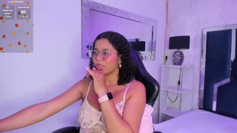 Milenna online show from September 2025 04:14:01 AM