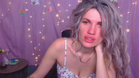 Snapshot of milaloona chatting on April 2026 06:07:01 AM Milaloona online show from April 2026 06:07:01 AM