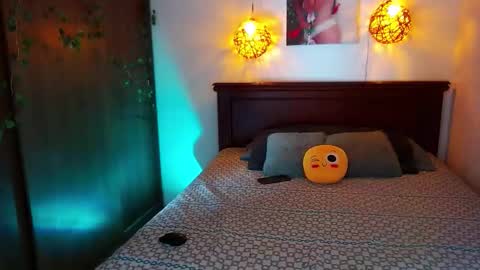 Snapshot of milaloversxxx chatting on November 2025 08:29:01 PM mila online show from November 2025 08:29:01 PM