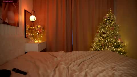 Mila online show from January 2026 02:36:02 AM