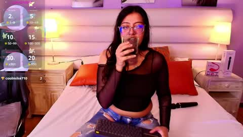 Snapshot of milan_sweetie chatting on May 2026 09:34:02 PM milan_sweetie online show from May 2026 09:34:02 PM