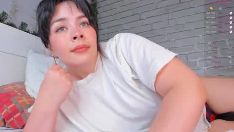 Milana online show from December 2025 02:15:01 PM