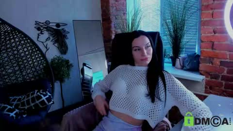 Milana online show from May 2026 02:45:01 PM