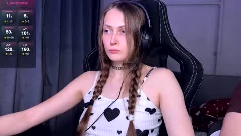 Snapshot of milana_sexwife chatting on February 2026 09:20:02 PM Dan and Milana online show from February 2026 09:20:02 PM