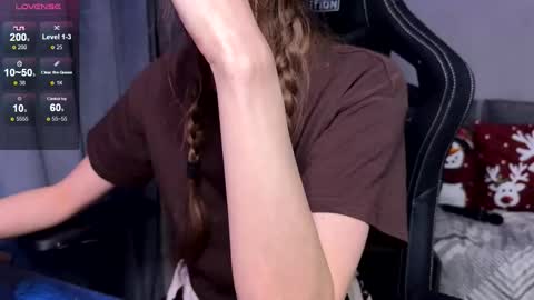 Snapshot of milana_sexwife chatting on February 2026 12:10:01 PM Dan and Milana online show from February 2026 12:10:01 PM