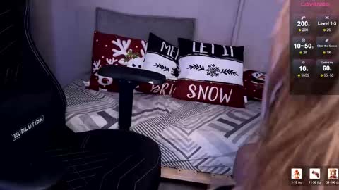 Snapshot of milana_sexwife chatting on February 2026 08:40:01 PM Dan and Milana online show from February 2026 08:40:01 PM