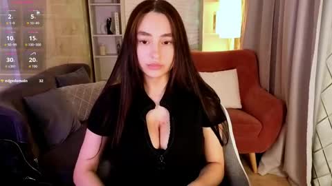 Milana online show from May 2026 01:50:01 PM