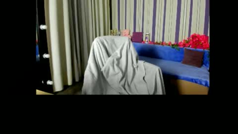 MilanaAlvis online show from November 2025 03:08:02 PM