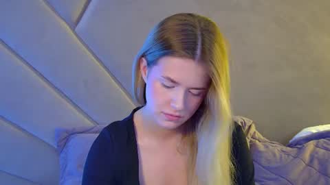 Snapshot of milanabalmain chatting on June 2026 05:23:01 AM MilanaBalmain online show from June 2026 05:23:01 AM