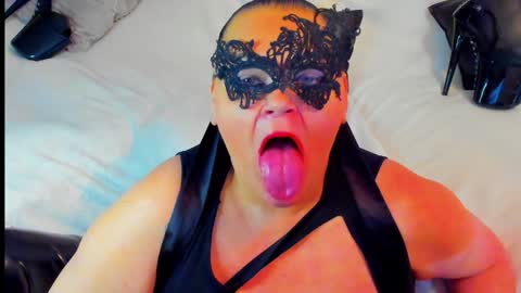 Snapshot of milanabiegert chatting on January 2025 05:16:01 PM Lana online show from January 2025 05:16:01 PM