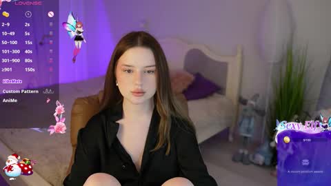 milanamoons online show from January 2026 09:36:02 AM