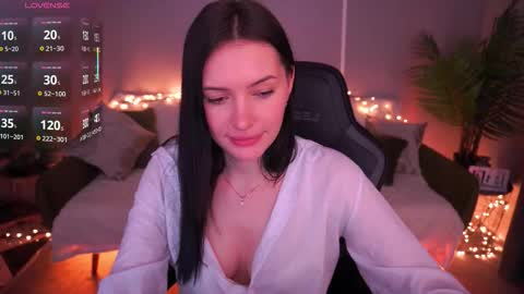 Milana online show from March 2026 02:54:01 PM