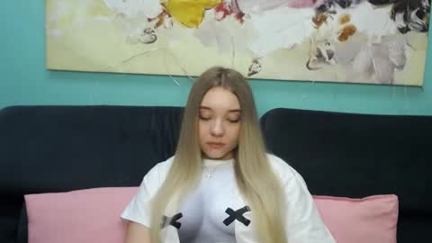 Milana online show from March 2026 08:19:01 AM